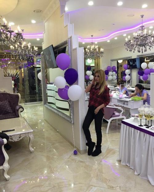 Borodylia. 1. моя девочка сегодня у нас на шоу Lenatemnikovaofficial? 04 Borodylia. 1. моя девочка сегодня у нас на шоу Lenatemnikovaofficial? 04