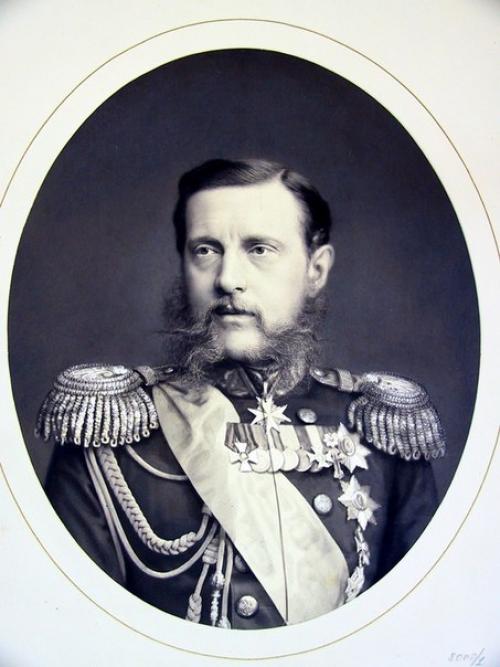 Траур по мне два года … носи. 02