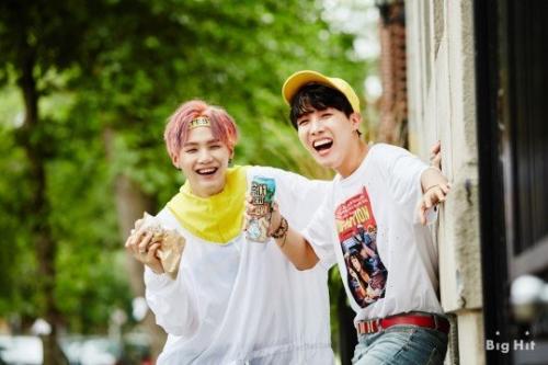 BTS опубликовали B - cut кадры из фотобука Dreaming Days. 07