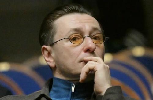 Константин хабенский был назначен и. о. ректора вместо Константина Богомолова, что стало неожиданностью для многих. 02