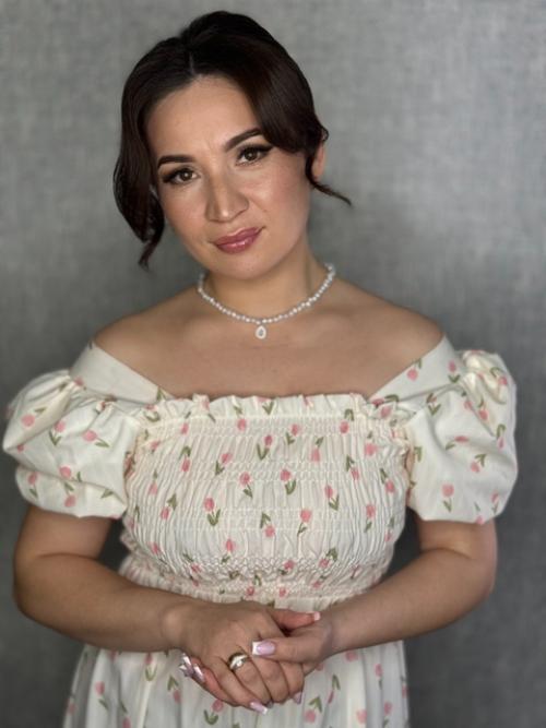 Скажите, что очень весенний и красивый образ получился. 03