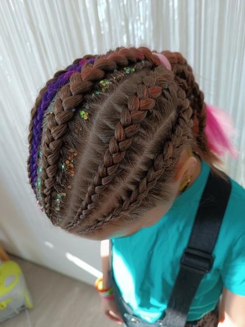 У каждого брейдера должна быть девочка с мягкими удобными кайфовыми розовыми волосами. 04