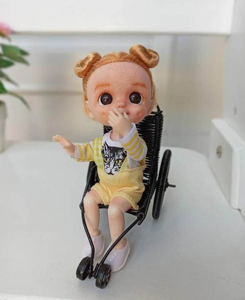 Я хочу познакомить вас с девочкой Аришей. 01 Я хочу познакомить вас с девочкой Аришей. 01