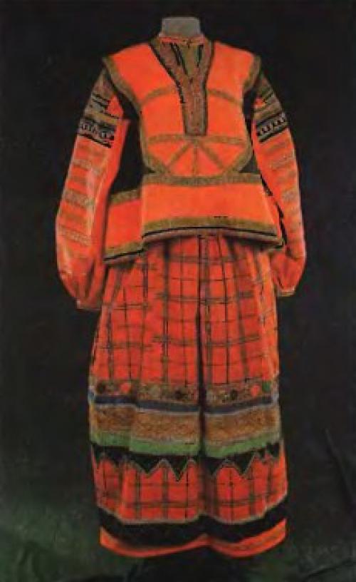 Русские народные костюмы.