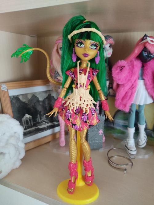 Вынужденная продажа. Френки скариж -600, есть оригинальная юбка, но она в печальном состоянии. 01