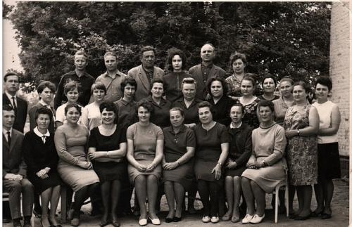 Сшила одежду для учительницы. 02 Сшила одежду для учительницы. 02