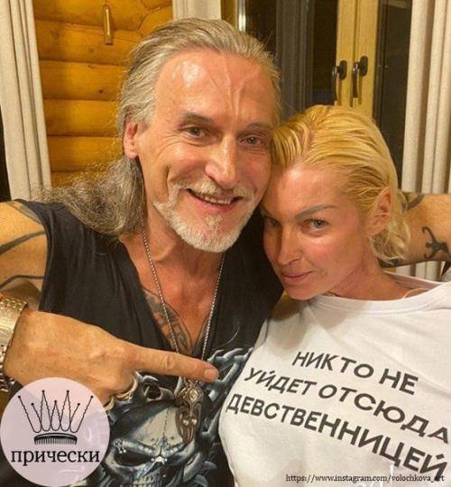 Ещё несколько новых фото потайной пары влюбленных. 03