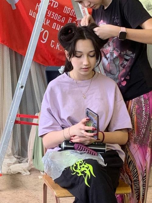 Военные и послевоенные годы оставили печать не только на сознании людей, но и на внешнем виде. 08 Военные и послевоенные годы оставили печать не только на сознании людей, но и на внешнем виде. 08