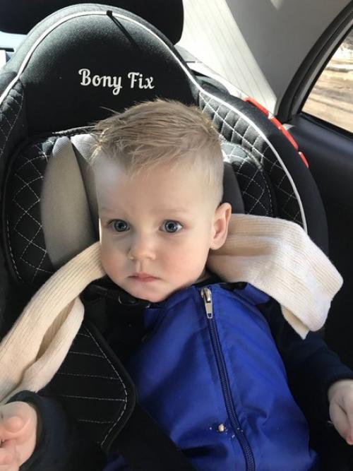 На розовые волосы я никогда бы в жизни не согласилась! 01