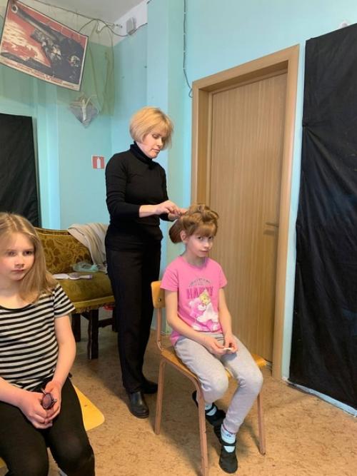 Военные и послевоенные годы оставили печать не только на сознании людей, но и на внешнем виде. 01 Военные и послевоенные годы оставили печать не только на сознании людей, но и на внешнем виде. 01