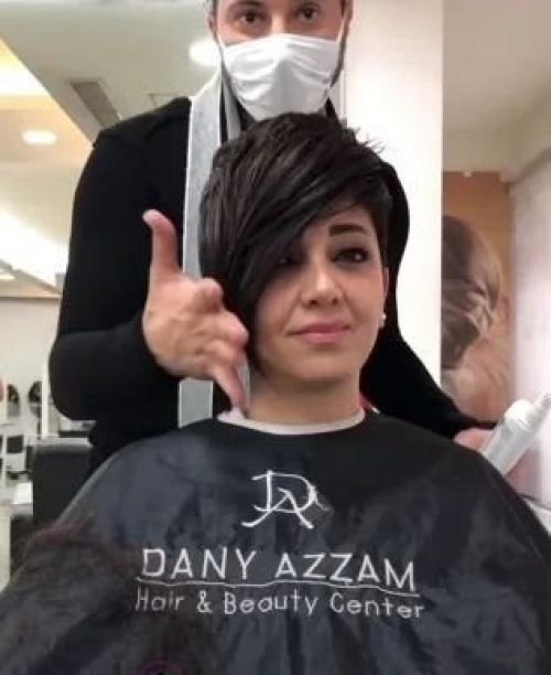 Женщина в 45 лет решилась на короткую стрижку и помолодела на 10 лет. 06