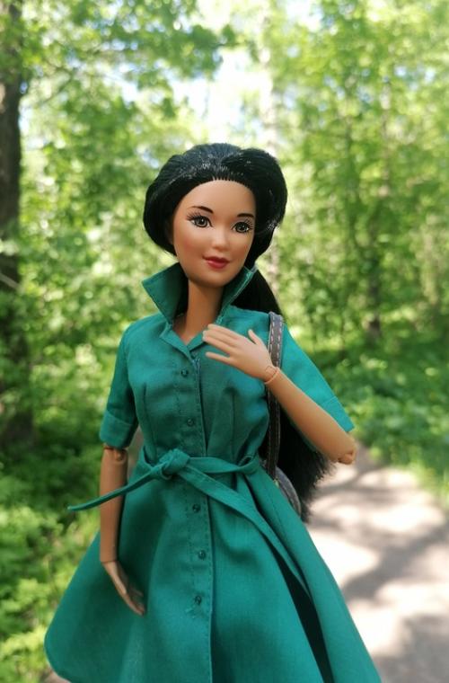 На днях поймали чудесную солнечную погоду и ходили с Кирой в парк. 02