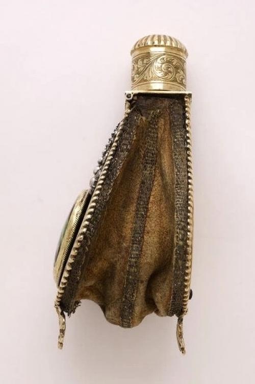 Мужские туалетные принадлежности. 08 Мужские туалетные принадлежности. 08