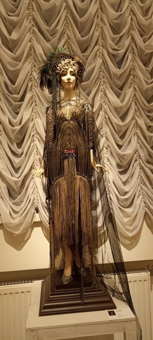 В музее Радищева новая выставка - Световая Природа Женщины. 04 В музее Радищева новая выставка - Световая Природа Женщины. 04