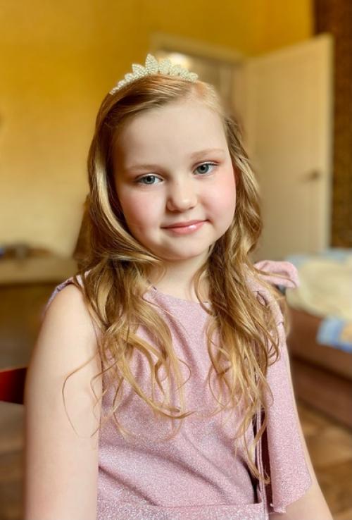 Самый первый выпускной из детского сада, малыши делают маленький шажочек во взрослую жизнь. 07