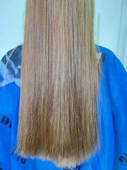 У меня можно сделать не только красивые прическу и макияж, а также сделать качественную, модную и актуальную стрижку, окрашивание, уход за волосами. 01