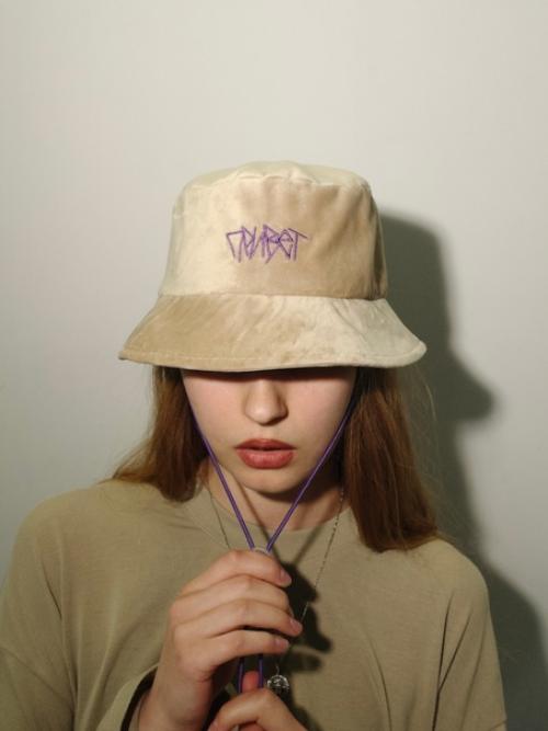 Privetvelour.  Отшили к лету велюровые летние панамы оснащенные резинкой с регулятором и люверсами для проветривания. 01