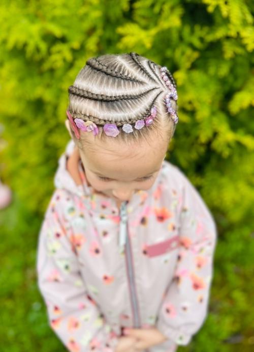 Брейды - прическа, которую делаешь за 1-2 часа, а носишь минимум неделю. 02