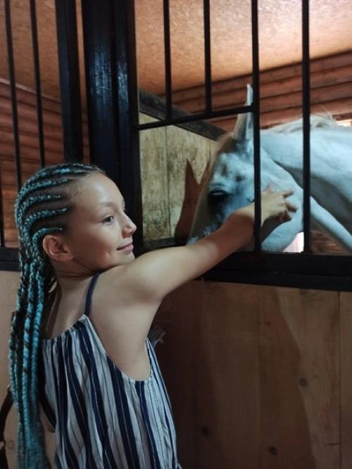 Едете в отпуск, оправляете ребёнка в лагерь или просто хотите сменить образ? 07