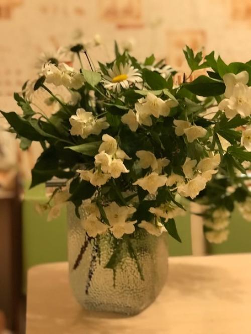 В прошлые выходные был день медицинского работника. 05