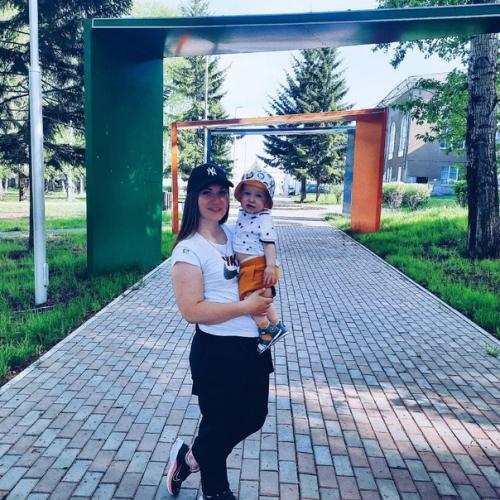 Смотрю на неё, и не могу поверить. 01 Смотрю на неё, и не могу поверить. 01