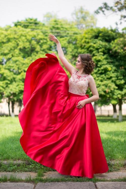 Я хочу выразить огромнейшую благодарность девочкам, которые сделали наш праздник шикарным. 04