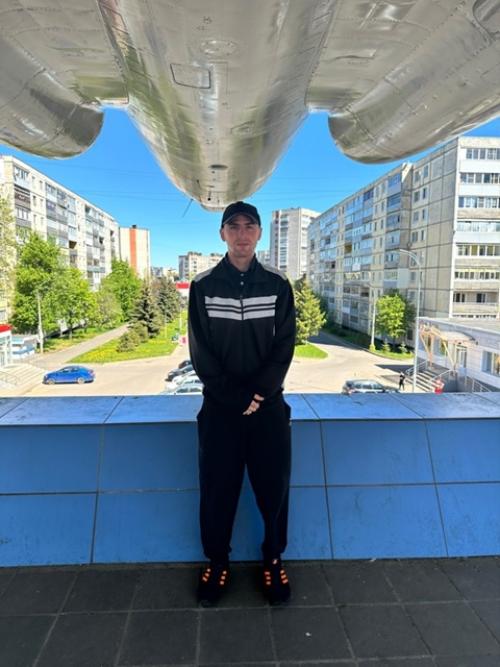 А ну-ка сделайте мне фото, месье Жан. 04