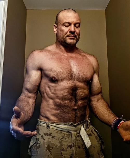 Качковский стиль.  Девон ларратт и виды его причёсок! 01