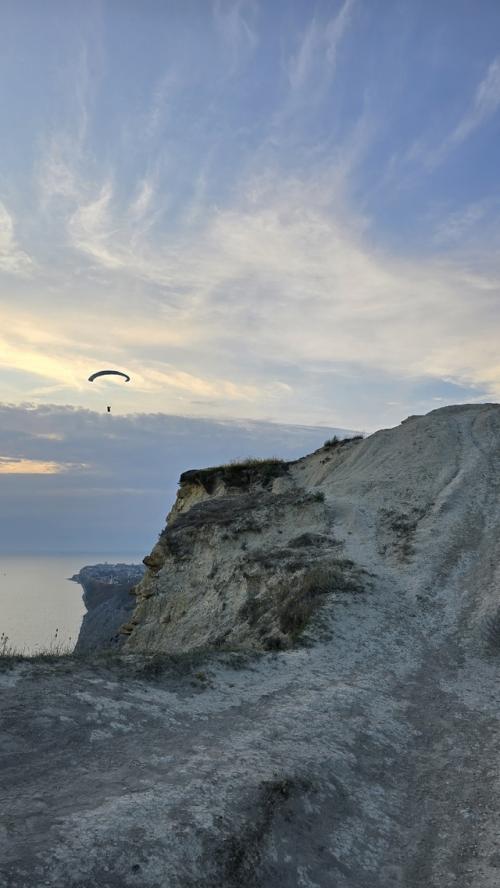 В случае если вы бывали в г. Анапа, то наверняка побывали на самой высокой её точке, а именно на горе под названием Лысая. 03