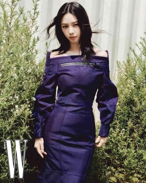 270724: фотосессия Карины для Prada. 02 270724: фотосессия Карины для Prada. 02