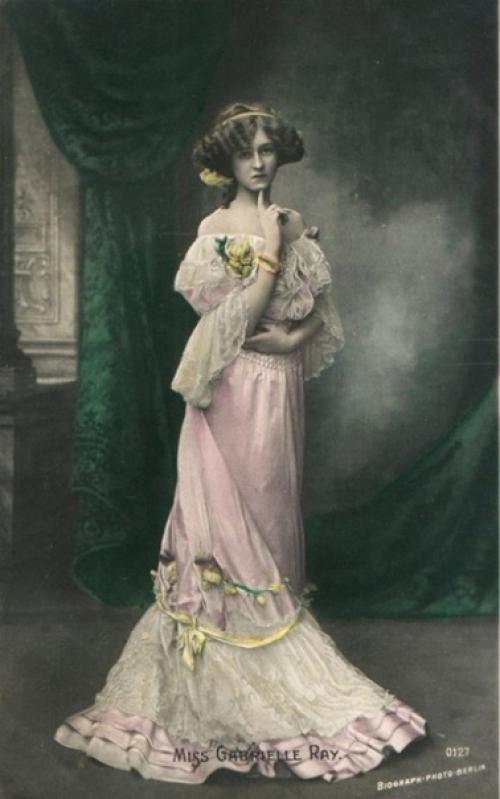 Одна из самых фотографируемых женщин в мире - Габриэль рей. 01