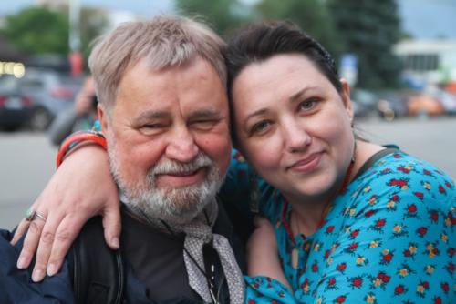 На вокзале развернулось гулянье. 04 На вокзале развернулось гулянье. 04