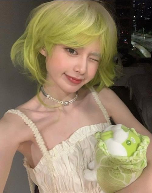 В Китае среди молодёжи сейчас популярен цвет волос - влюблённая жаба. 03 В Китае среди молодёжи сейчас популярен цвет волос - влюблённая жаба. 03