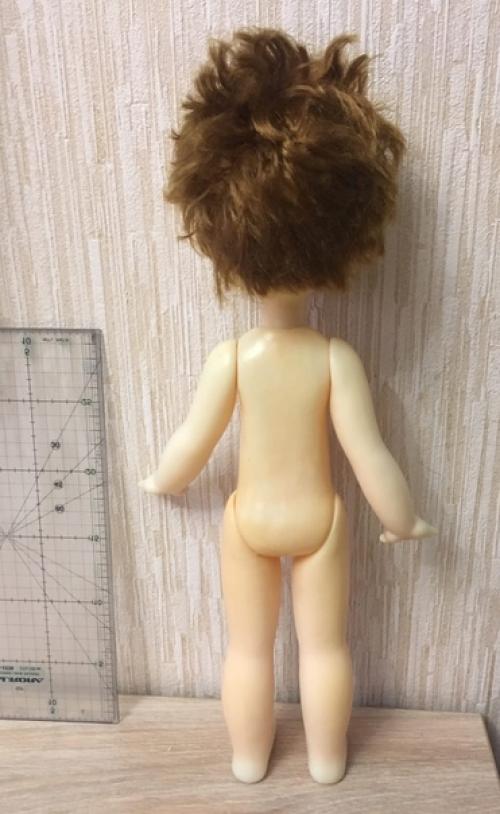 Закон жанра барахолки: если бабушка надела на куклу шляпку, значит у куклы проблемы с волосами. 03 Закон жанра барахолки: если бабушка надела на куклу шляпку, значит у куклы проблемы с волосами. 03