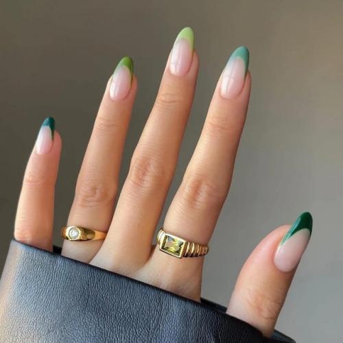 Модные тренды и оттенки маникюра осень - 2024. 03