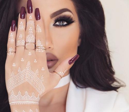 Как разнообразить свой повседневный макияж? 01 Как разнообразить свой повседневный макияж? 01