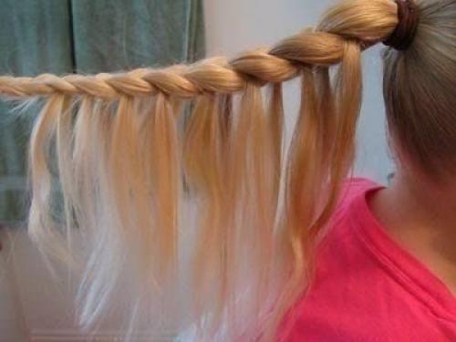 1. сделайте основной конский хвостик в том месте, где пожелаете и завяжите его эластичной резинкой. 02 1. сделайте основной конский хвостик в том месте, где пожелаете и завяжите его эластичной резинкой. 02