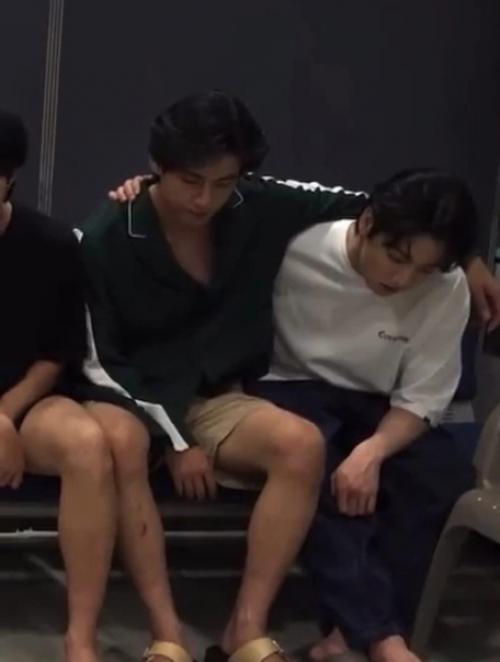 Вы эту царапинку видели? 01 Вы эту царапинку видели? 01