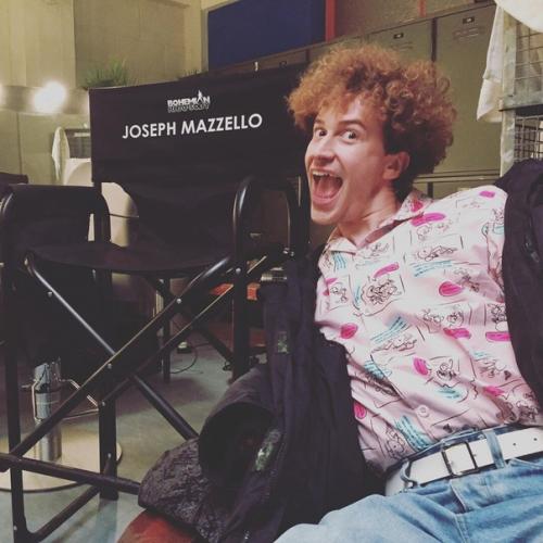 Гвил поздравил Джо с днём рождения в своём инстаграм аккаунте и теперь нам доступно ещё несколько фото со времён одуванчиковой прически. 03