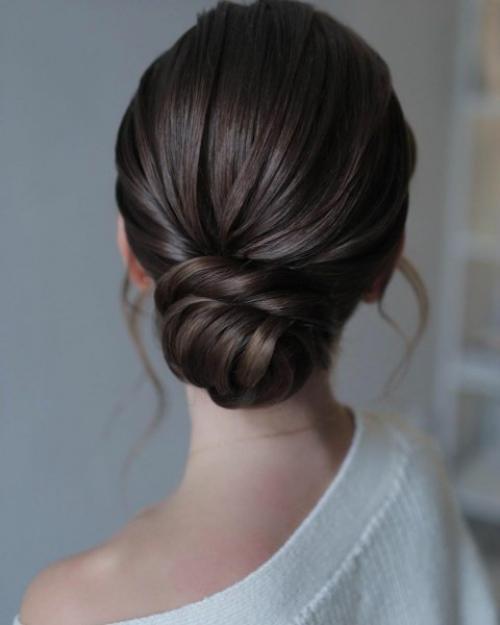 Как сделать прическу с пучками на средние волосы. Пучок на базе волос средней длины